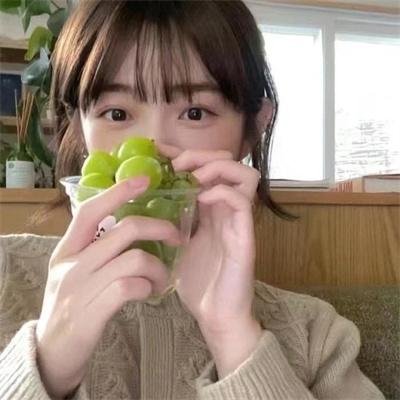 看我几分像从前